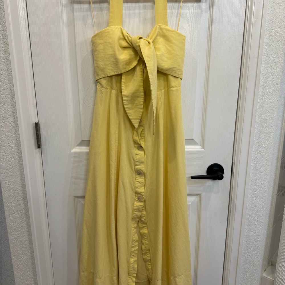 ASTR the label “Katherine” midi dress in yellow - Picture 6 of 6